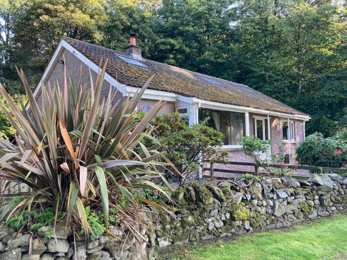 Tranquil Thornhill Cottage Retreat With Hot Tub Moniaive Exterior foto